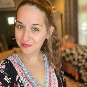 Meet your Posher, Abby